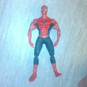2004 Spiderman posable Toy figurine Marvel